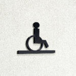 Σήμανση τουαλέτας ΑΜΕΑ WC ξενοδοχείων 3mm πάχος, Μαύρο - Λευκό