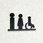 Σήμανση τουαλέτας WC "ΑΜΕΑ" ξενοδοχείων 3mm πάχος, Μαύρο - Λευκό