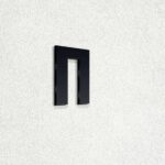 Γράμμα "Π" από ακρυλικό πλαστικό πάχος 3mm, Μαύρο - Λευκό - Κόκκινο - Μπλέ, ύψος 74mm και 120mm