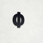 Γράμμα "Φ" από ακρυλικό πλαστικό πάχος 3mm, Μαύρο - Λευκό - Κόκκινο - Μπλέ, ύψος 74mm και 120mm