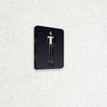 Σήμανση τουαλέτας WC "ανδρών" RESTROOM ξενοδοχείων - εστίασης 3mm πάχος, Μαύρο - Λευκό