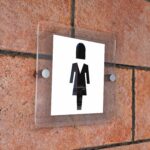 Πινακίδα σήμανσης Aκρυλικό plexiglass “WC ΓΥΝΑΙΚΩΝ” 15X15cm